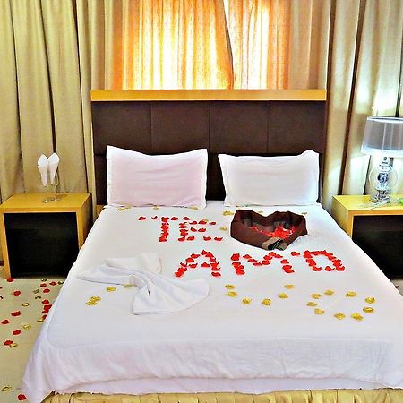 Apart Hotel Gatagold Quifica Exterior photo